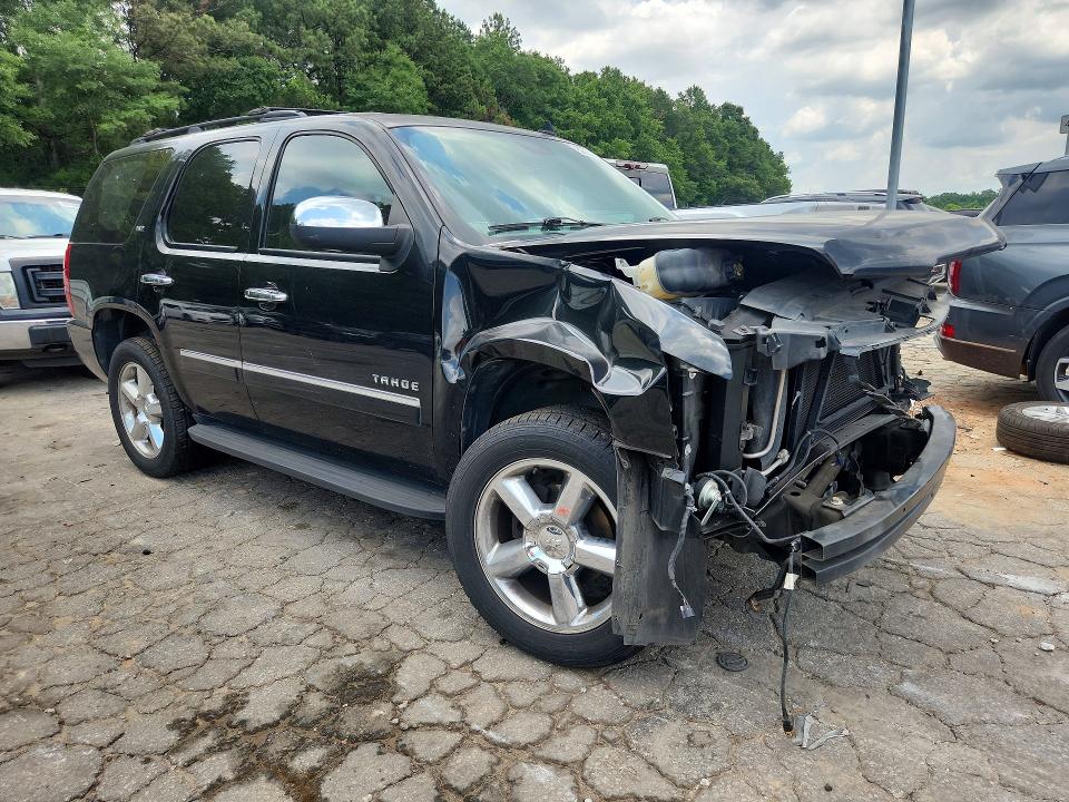 Photo 4 from auction – 2012 CHEVROLET TAHOE with VIN 1GNSCCE04CR174204