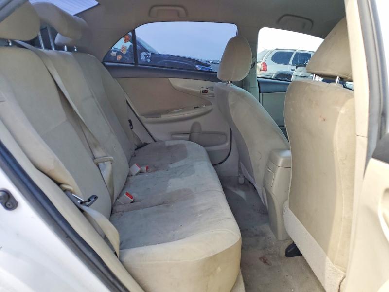 Photo 10 from auction – 2013 TOYOTA COROLLA with VIN 2T1BU4EE3DC008775