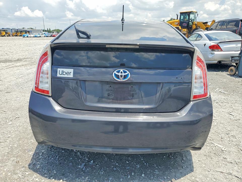 Photo 6 from auction – 2013 TOYOTA PRIUS with VIN JTDKN3DU2D1684364