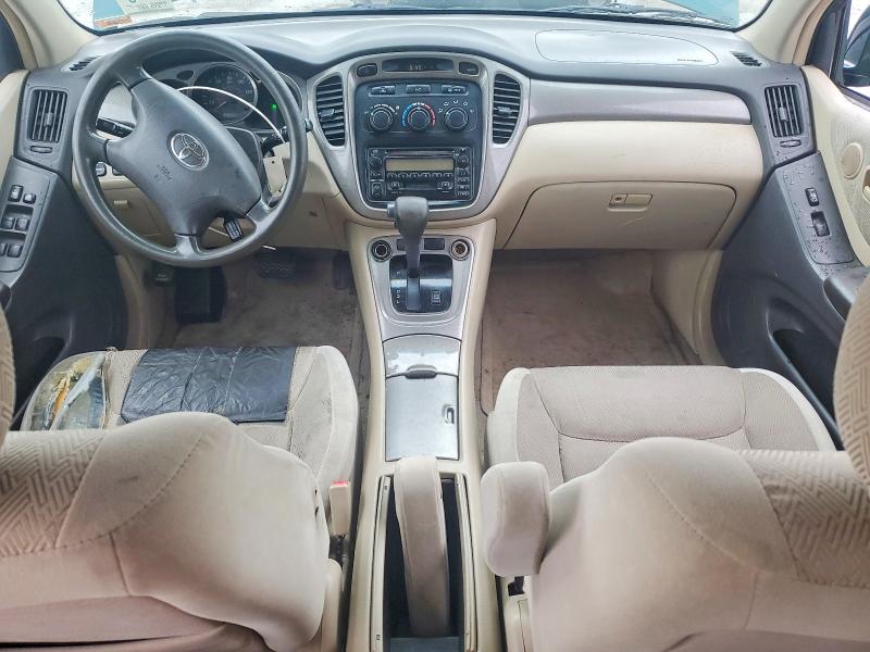 Photo 8 from auction – 2002 TOYOTA HIGHLANDER with VIN JTEGF21A920033027