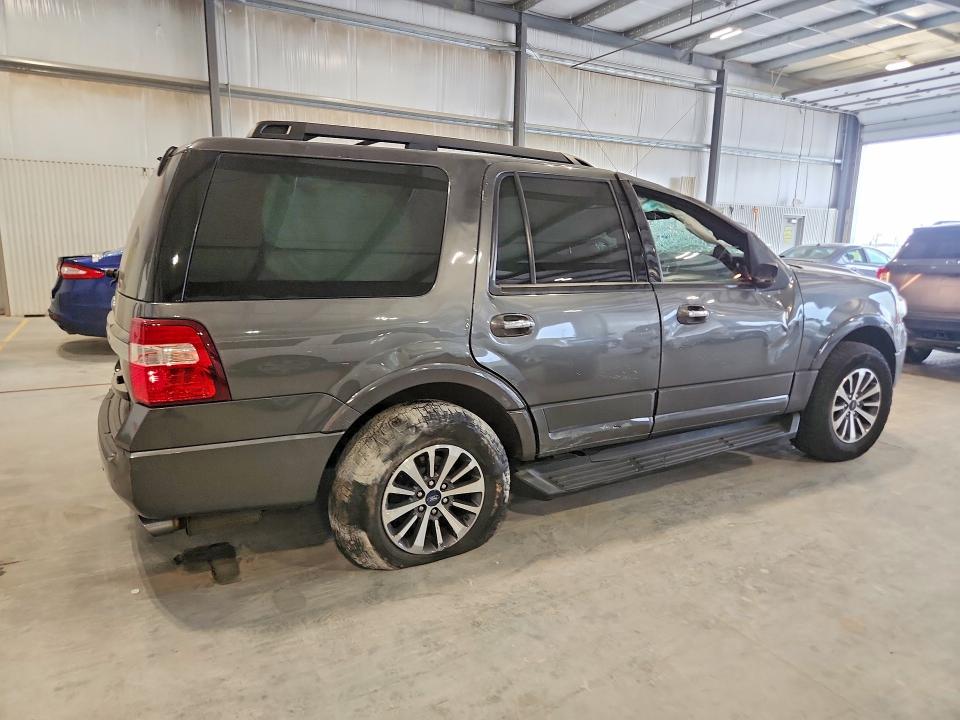 Photo 3 from auction – 2017 FORD EXPEDITION with VIN 1FMJU1JT5HEA33075