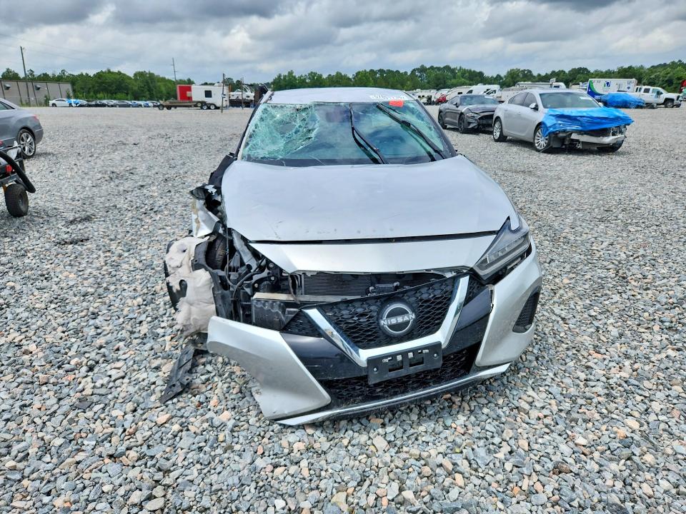 Photo 5 from auction – 2023 NISSAN MAXIMA with VIN 1N4AA6CV9PC510082