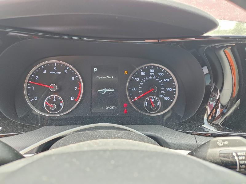 Photo 9 from auction – 2023 KIA K5 with VIN 5XXG14J29PG210639