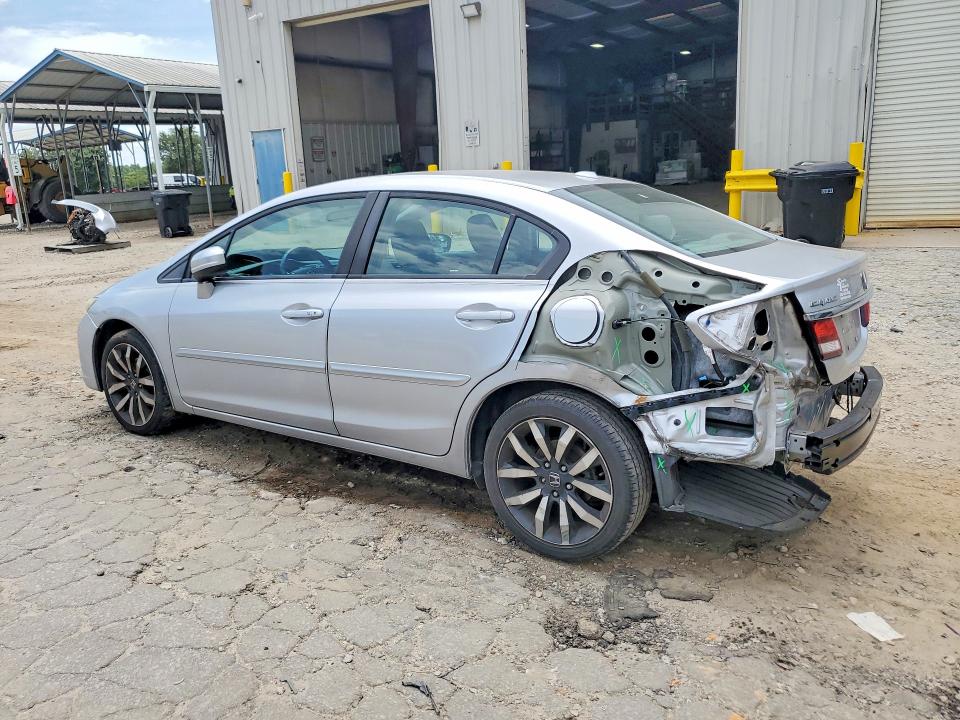 Photo 2 from auction – 2015 HONDA CIVIC with VIN 19XFB2F98FE058301