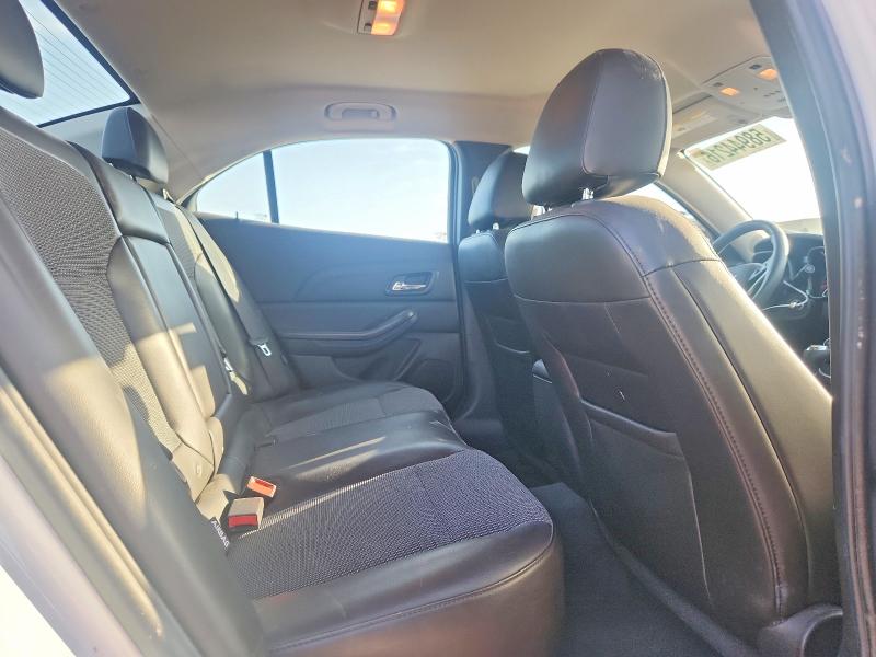 Photo 10 from auction – 2015 CHEVROLET MALIBU with VIN 1G11C5SL8FF241481