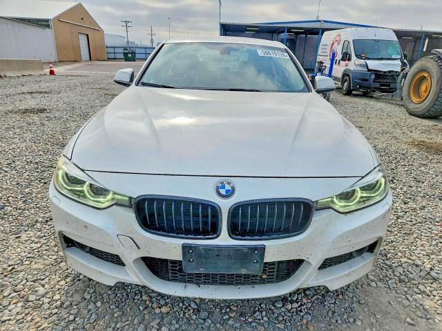 Photo 5 from auction – 2018 BMW 320 with VIN WBA8E1G50JNU92199