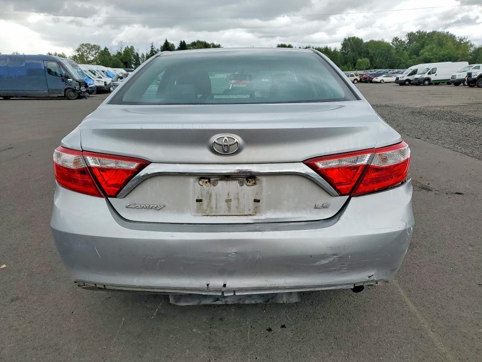 Photo 6 from auction – 2016 TOYOTA CAMRY with VIN 4T4BF1FKXGR560473