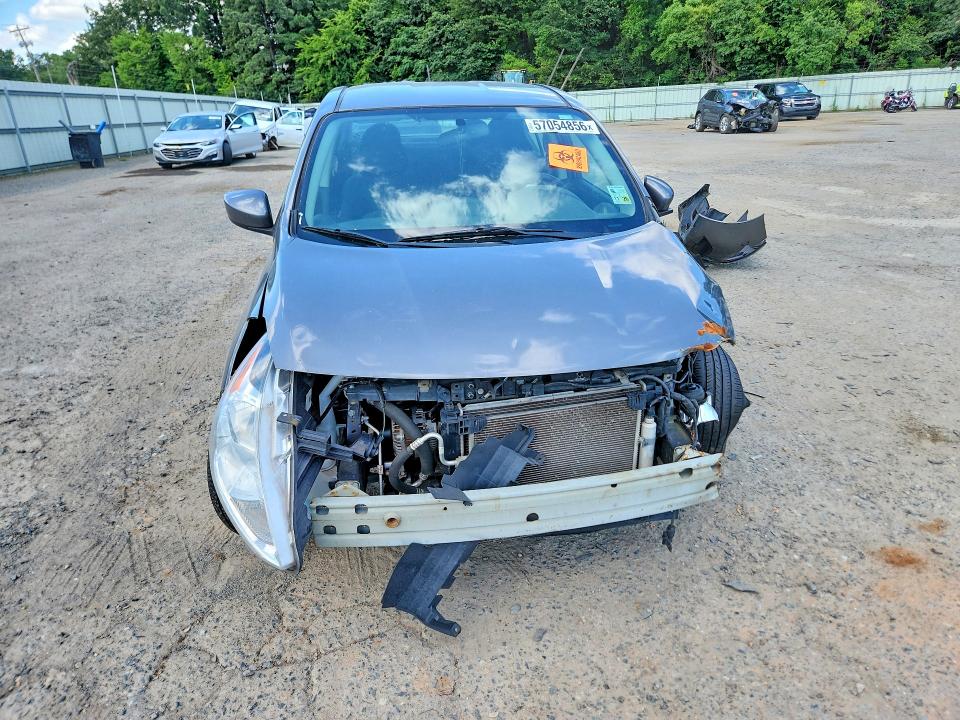 Zdjęcie 5 z aukcji – 2019 NISSAN VERSA z VIN 3N1CN7AP7KL855189