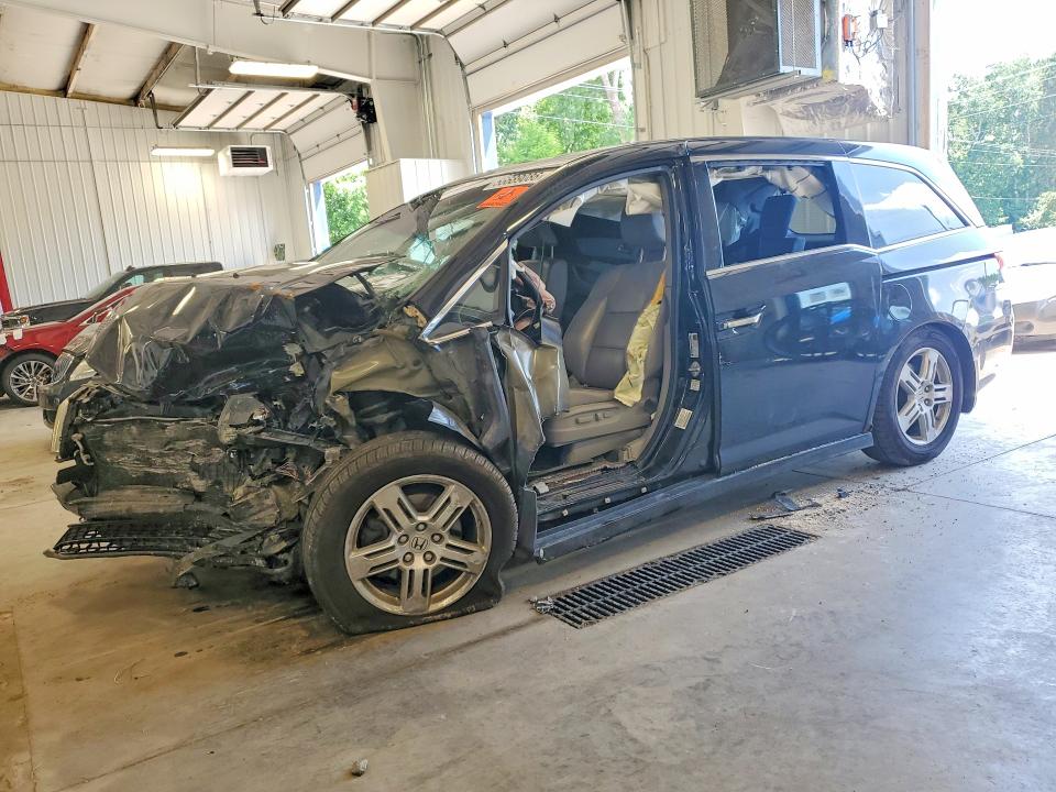 HONDA ODYSSEY 2013 with VIN 5FNRL5H98DB074725 - Photo from auction