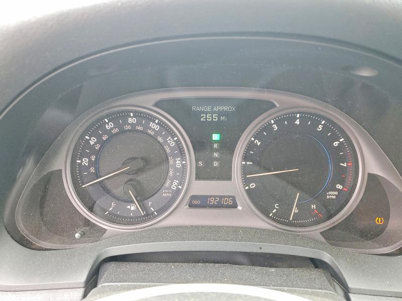 Photo 9 from auction – 2010 LEXUS IS with VIN JTHCF5C23A5036368