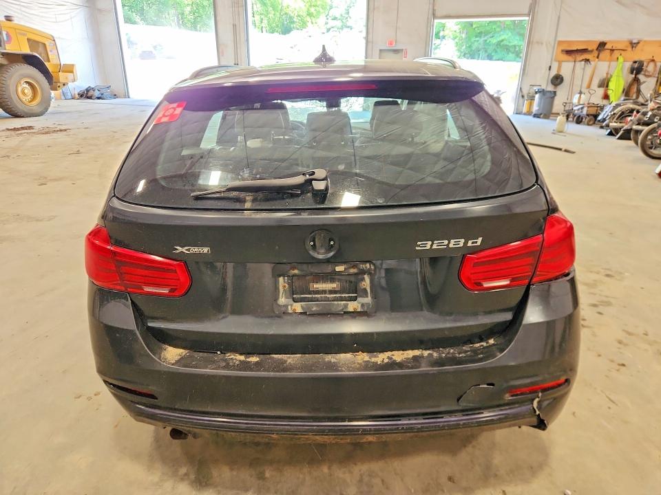 Photo 6 from auction – 2018 BMW 328 with VIN WBA8J1C54JA019219