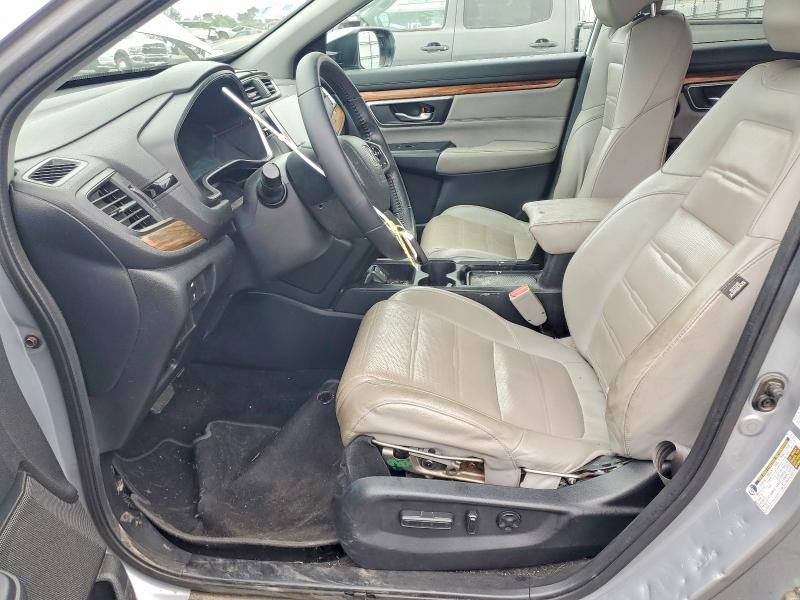 Photo 7 from auction – 2017 HONDA CR-V with VIN 2HKRW2H85HH674896