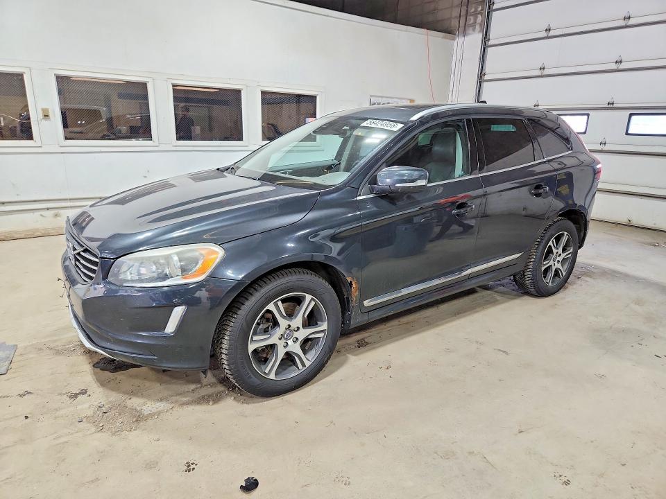 VOLVO XC60 2014 with VIN YV4902DZ2E2502724 - Photo from auction