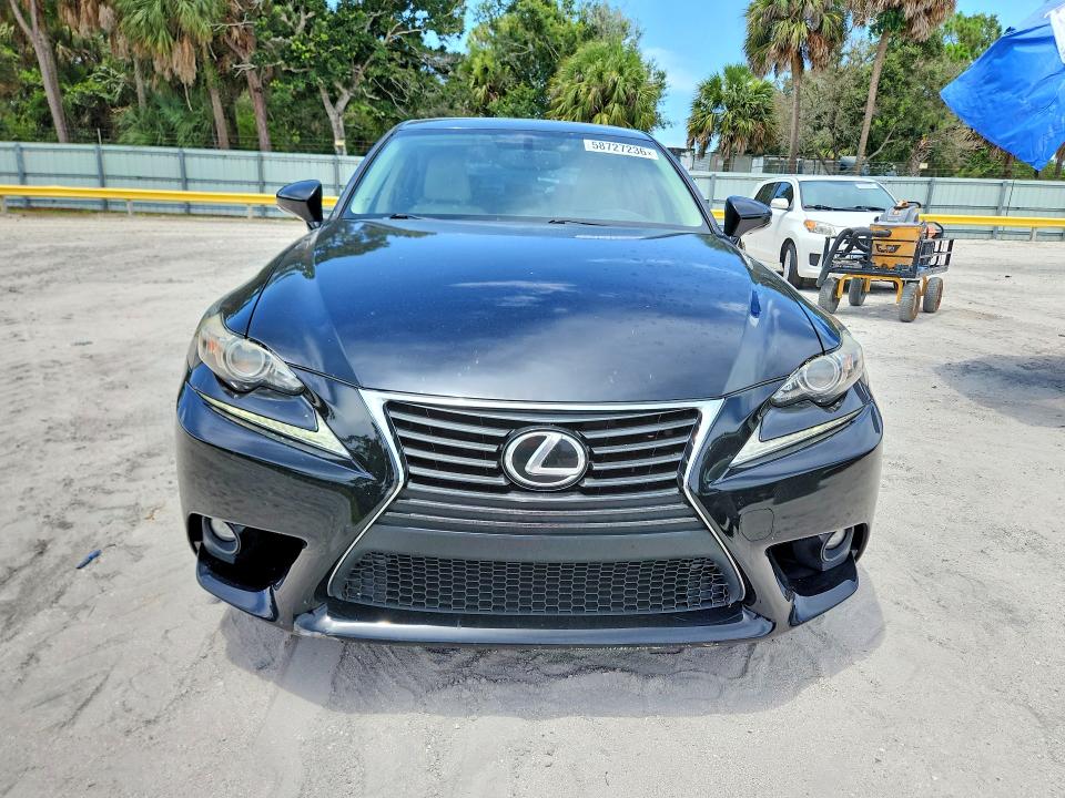 Photo 5 from auction – 2016 LEXUS IS with VIN JTHBA1D21G5017585