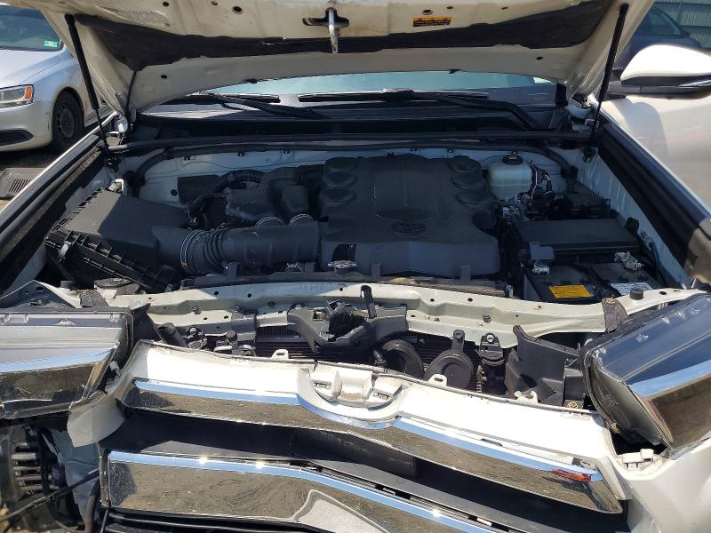 Photo 12 from auction – 2022 TOYOTA 4RUNNER with VIN JTEKU5JR5N5988471
