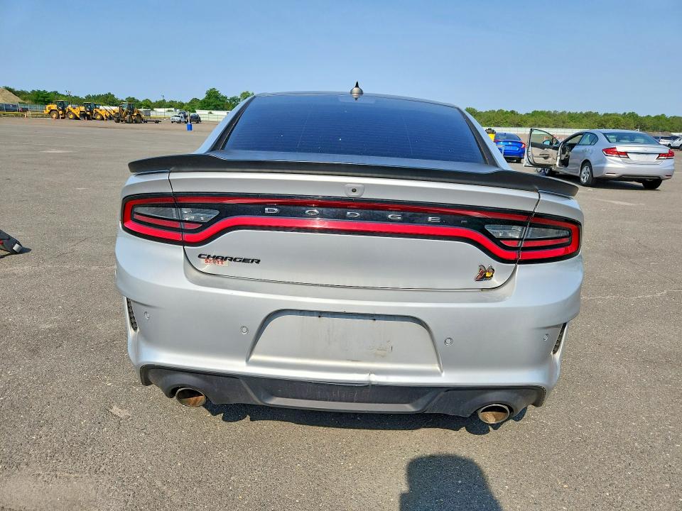 Photo 6 from auction – 2020 DODGE CHARGER with VIN 2C3CDXGJ1LH192204