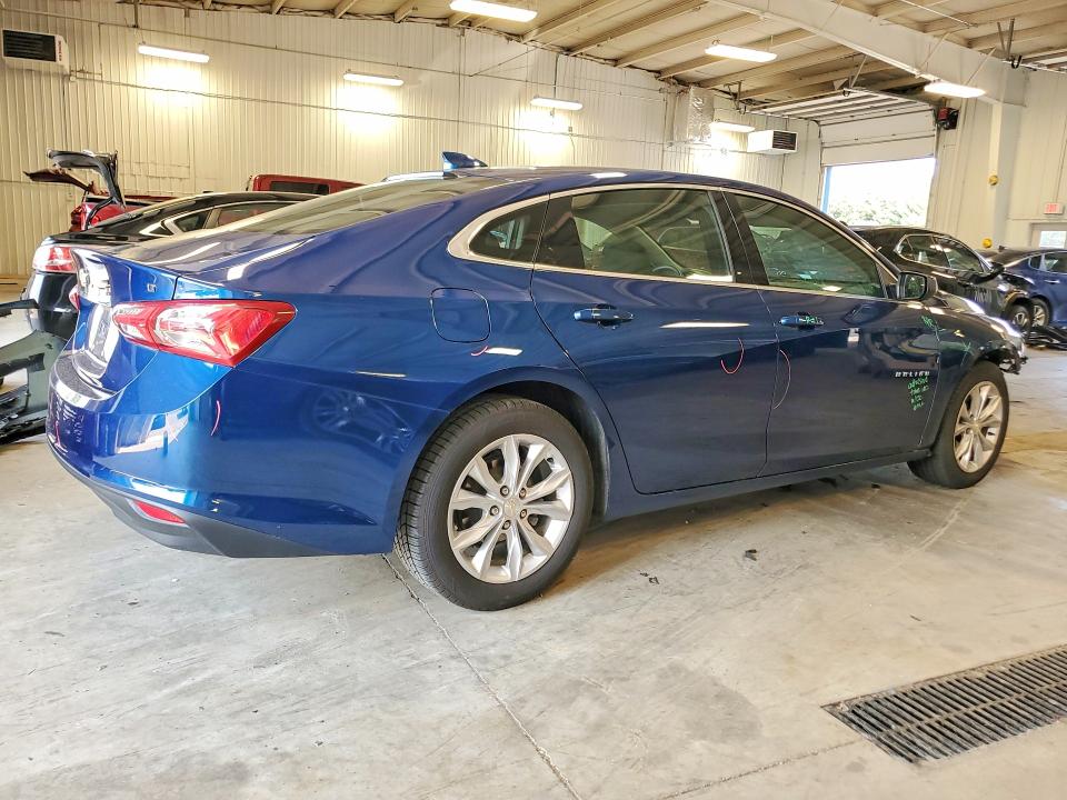 Photo 3 from auction – 2019 CHEVROLET MALIBU with VIN 1G1ZD5ST8KF169112