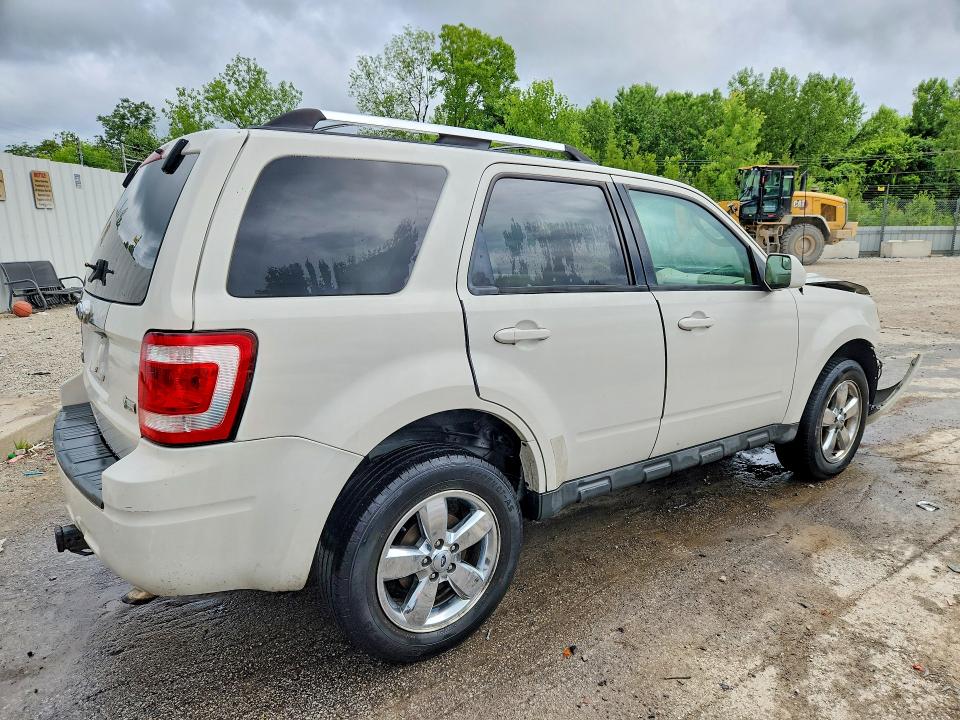 Photo 3 from auction – 2010 FORD ESCAPE with VIN 1FMCU0EG8AKA43414
