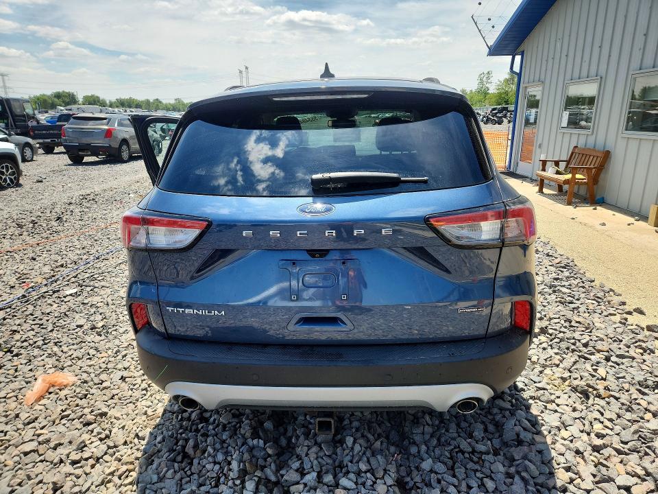 Photo 6 from auction – 2020 FORD ESCAPE with VIN 1FMCU9DZ8LUC51940