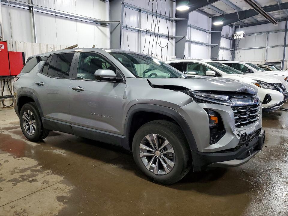 Photo 4 from auction – 2025 CHEVROLET EQUINOX with VIN 3GNAXPEG5SL242746