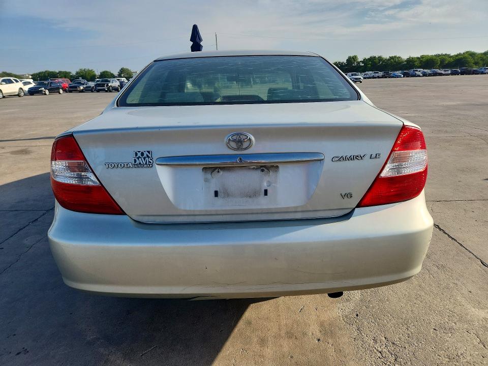 Photo 6 from auction – 2003 TOYOTA CAMRY with VIN 4T1BF32K43U047998