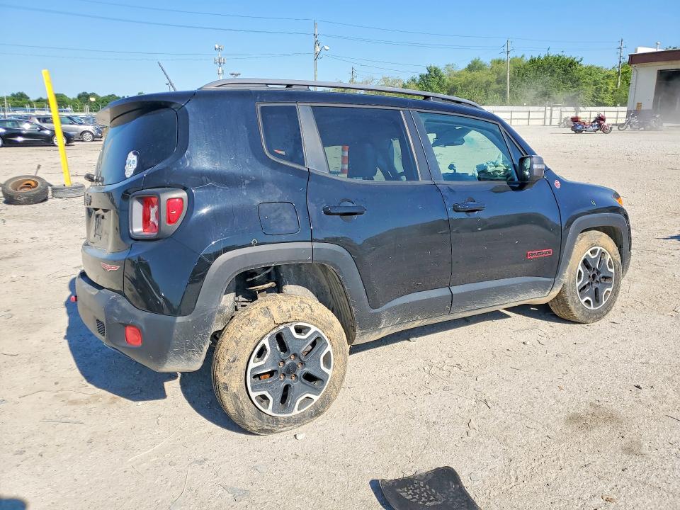 Photo 3 from auction – 2015 JEEP RENEGADE with VIN ZACCJBCT5FPC37274