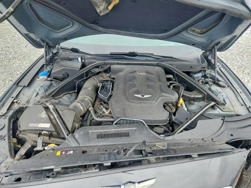 Photo 11 from auction – 2017 GENESIS G80 with VIN KMHGN4JE0HU203388