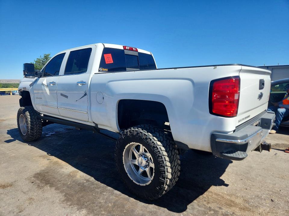 Photo 2 from auction – 2016 CHEVROLET SILVERADO with VIN 1GC1KWE89GF196852