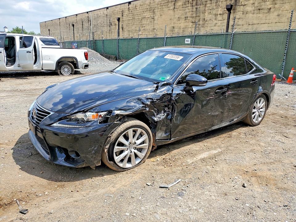 2016 LEXUS IS - Търг №57083396