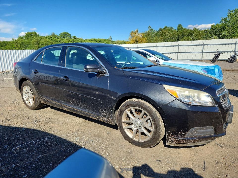 Photo 4 from auction – 2013 CHEVROLET MALIBU with VIN 1G11C5SA2DF159659