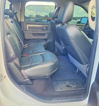 Photo 10 from auction – 2018 RAM 1500 with VIN 1C6RR6LT9JS275286
