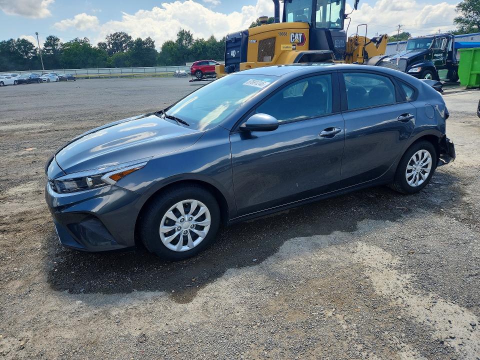 KIA FORTE 2022 with VIN 3KPF24AD3NE503596 - Photo from auction