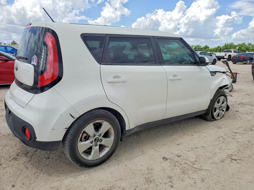 Photo 3 from auction – 2018 KIA SOUL with VIN KNDJN2A25J7544584