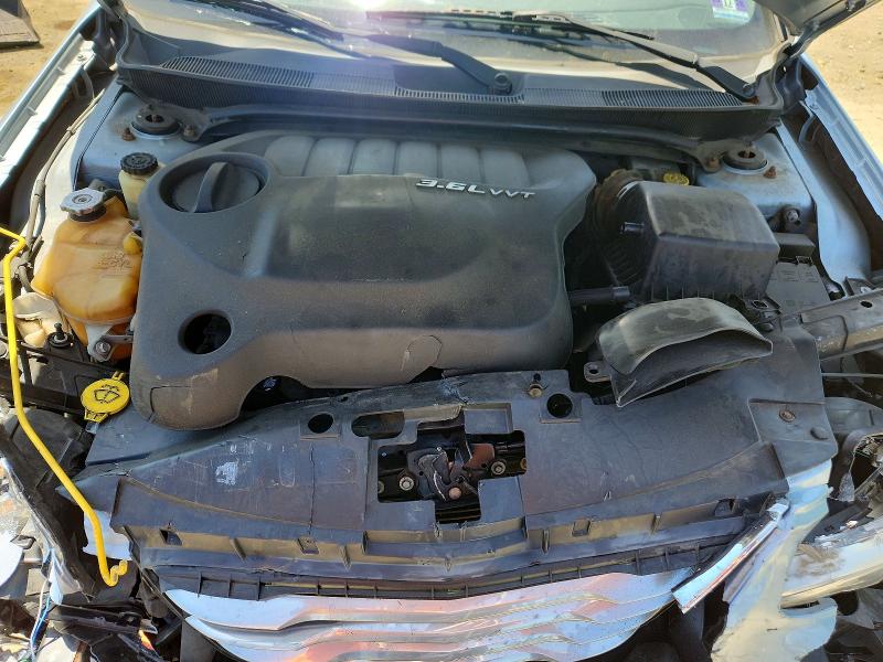 Photo 11 from auction – 2013 CHRYSLER 200 with VIN 1C3CCBCG1DN570661