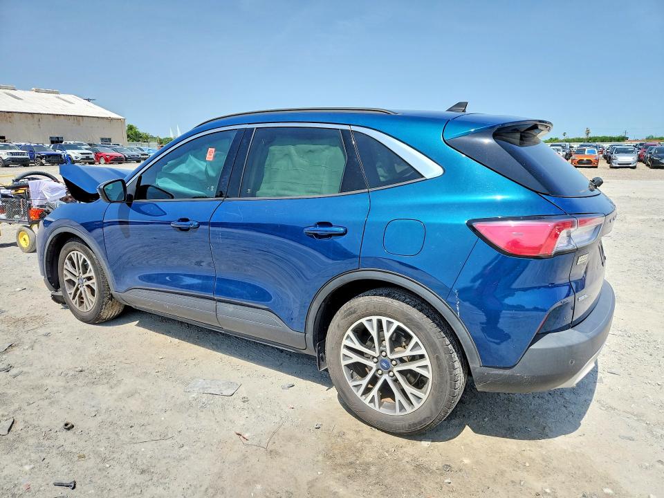 Photo 2 from auction – 2020 FORD ESCAPE with VIN 1FMCU0H64LUB95720