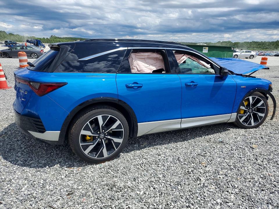 Снимка 3 от търг – 2024 ACURA ZDX с VIN 4W5XHPRL6RZ500947
