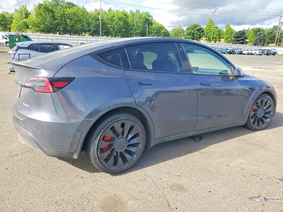 Photo 3 from auction – 2022 TESLA MODEL Y with VIN 7SAYGDEF2NF569446