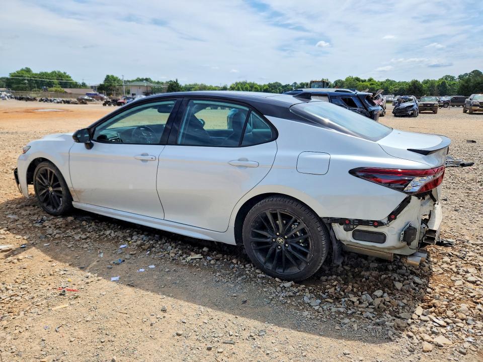 Photo 2 from auction – 2023 TOYOTA CAMRY with VIN 4T1K61AK3PU157405