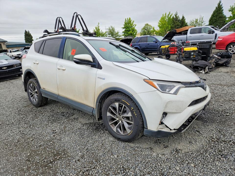 Photo 4 from auction – 2016 TOYOTA RAV4 HV with VIN JTMRJREV2GD055078