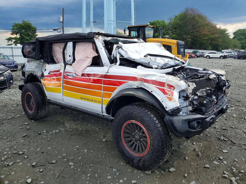 Photo 4 from auction – 2025 FORD BRONCO with VIN 1FMEE7BH2SLB69694