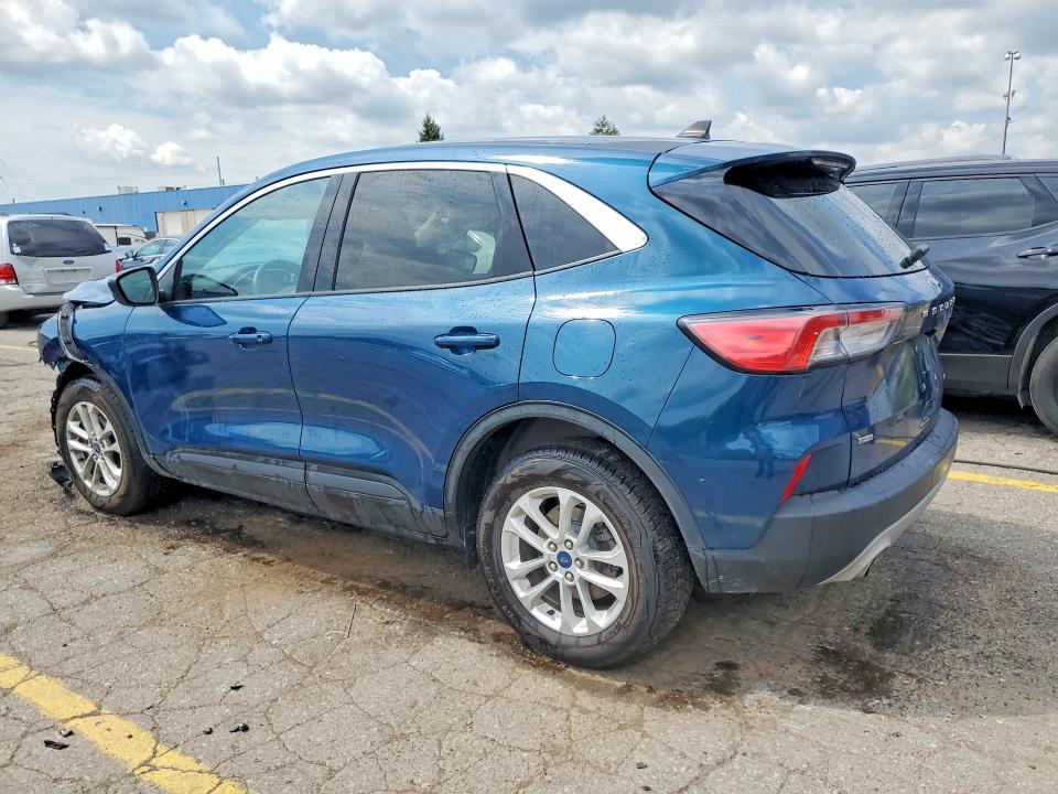 Photo 2 from auction – 2020 FORD ESCAPE with VIN 1FMCU9G65LUC14104