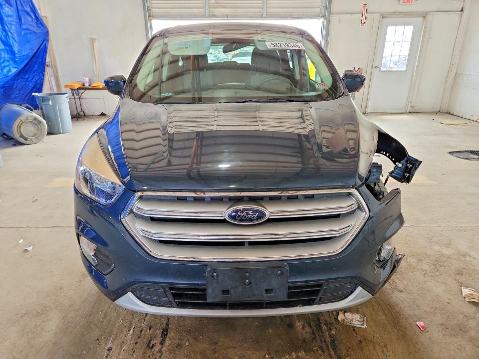 Photo 5 from auction – 2019 FORD ESCAPE with VIN 1FMCU9GD3KUA03738