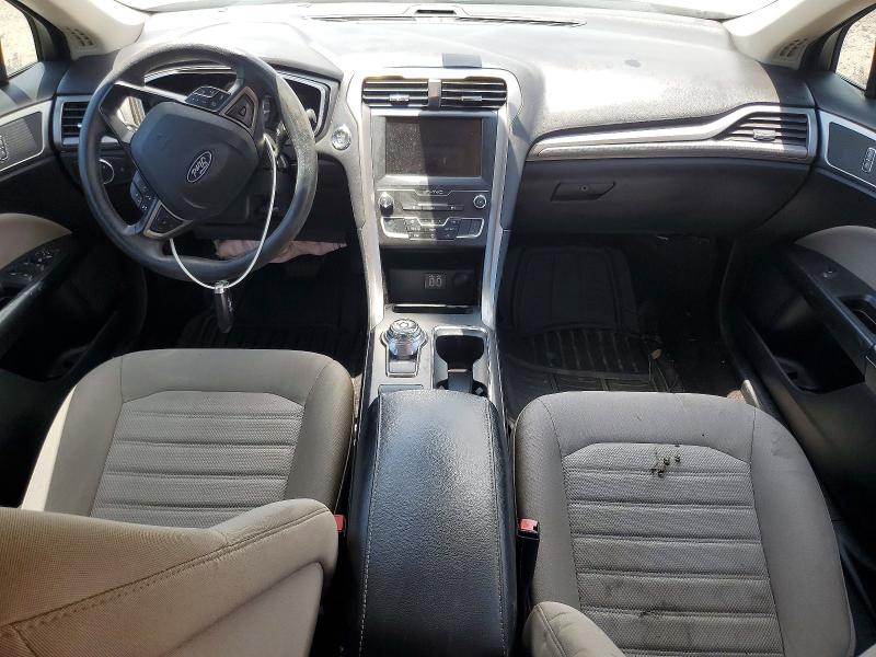 Photo 8 from auction – 2019 FORD FUSION with VIN 3FA6P0G74KR231596