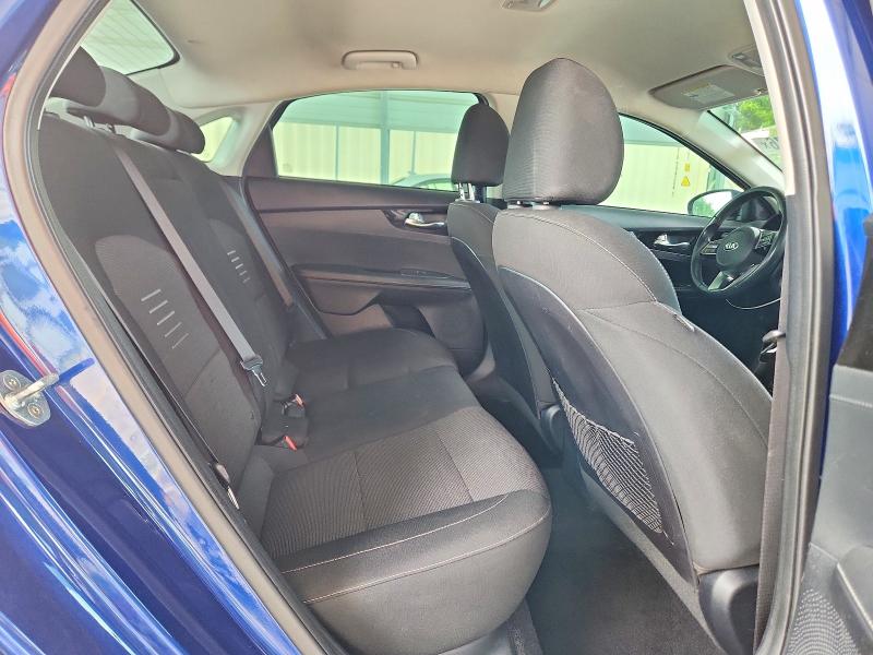 Photo 10 from auction – 2019 KIA FORTE with VIN 3KPF34AD9KE124157