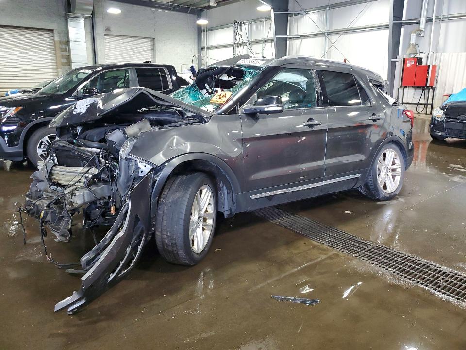 FORD EXPLORER 2017 with VIN 1FM5K8D87HGB21332 - Photo from auction