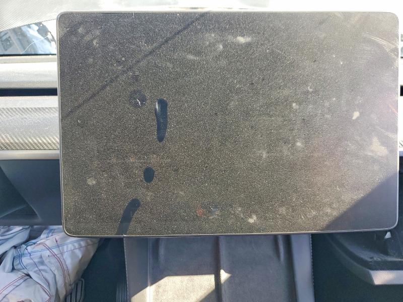 Photo 9 from auction – 2022 TESLA MODEL Y with VIN 7SAYGDEE9NA008715