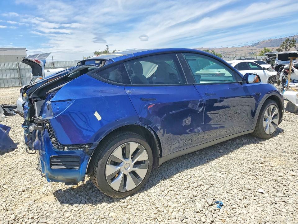 Photo 3 from auction – 2022 TESLA MODEL Y with VIN 7SAYGDEE0NF312440