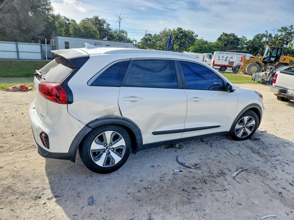 Photo 3 from auction – 2020 KIA NIRO with VIN KNDCB3LC8L5362213