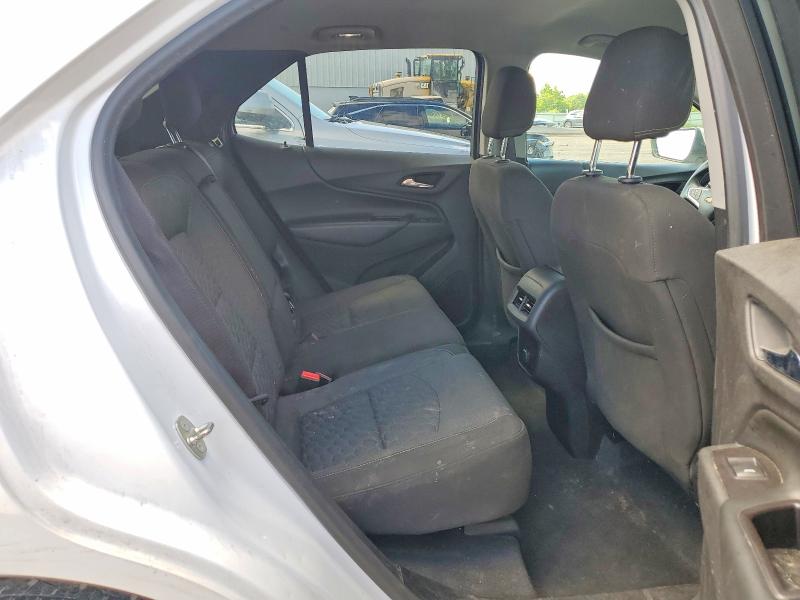Photo 11 from auction – 2018 CHEVROLET EQUINOX with VIN 2GNAXJEV0J6312829