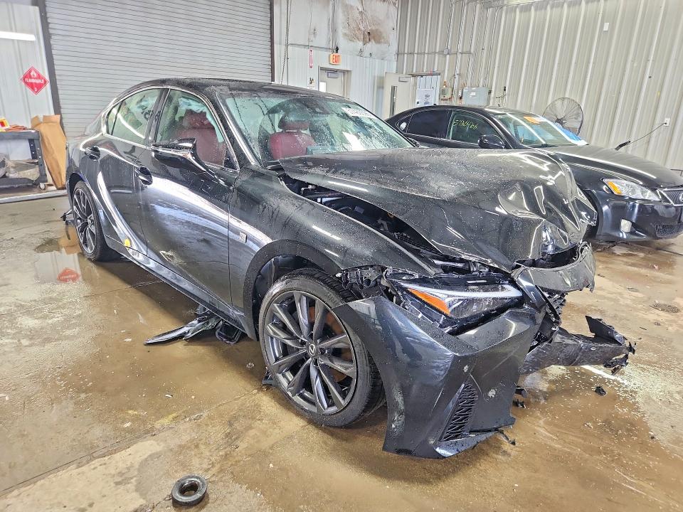 Photo 4 from auction – 2025 LEXUS IS 350 with VIN JTHBZ1E20S5042672